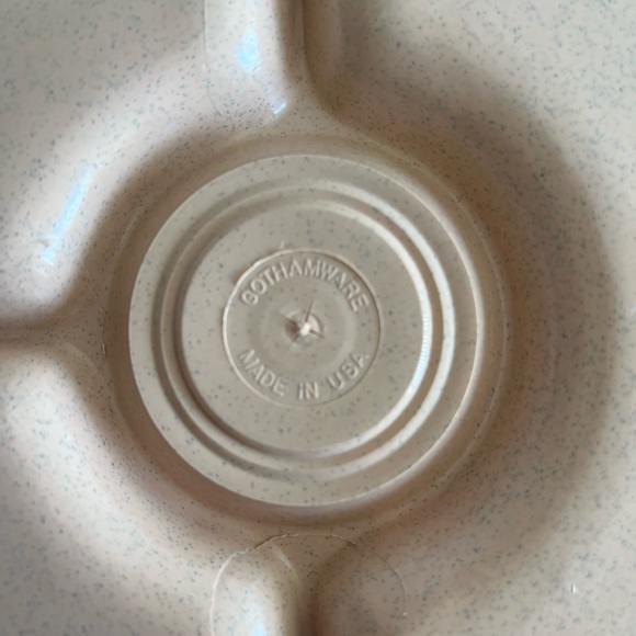 Vintage Gothamware 2 Cups & 5 Divided Plates Set of 7 MCM Made in USA - Picture 10 of 16